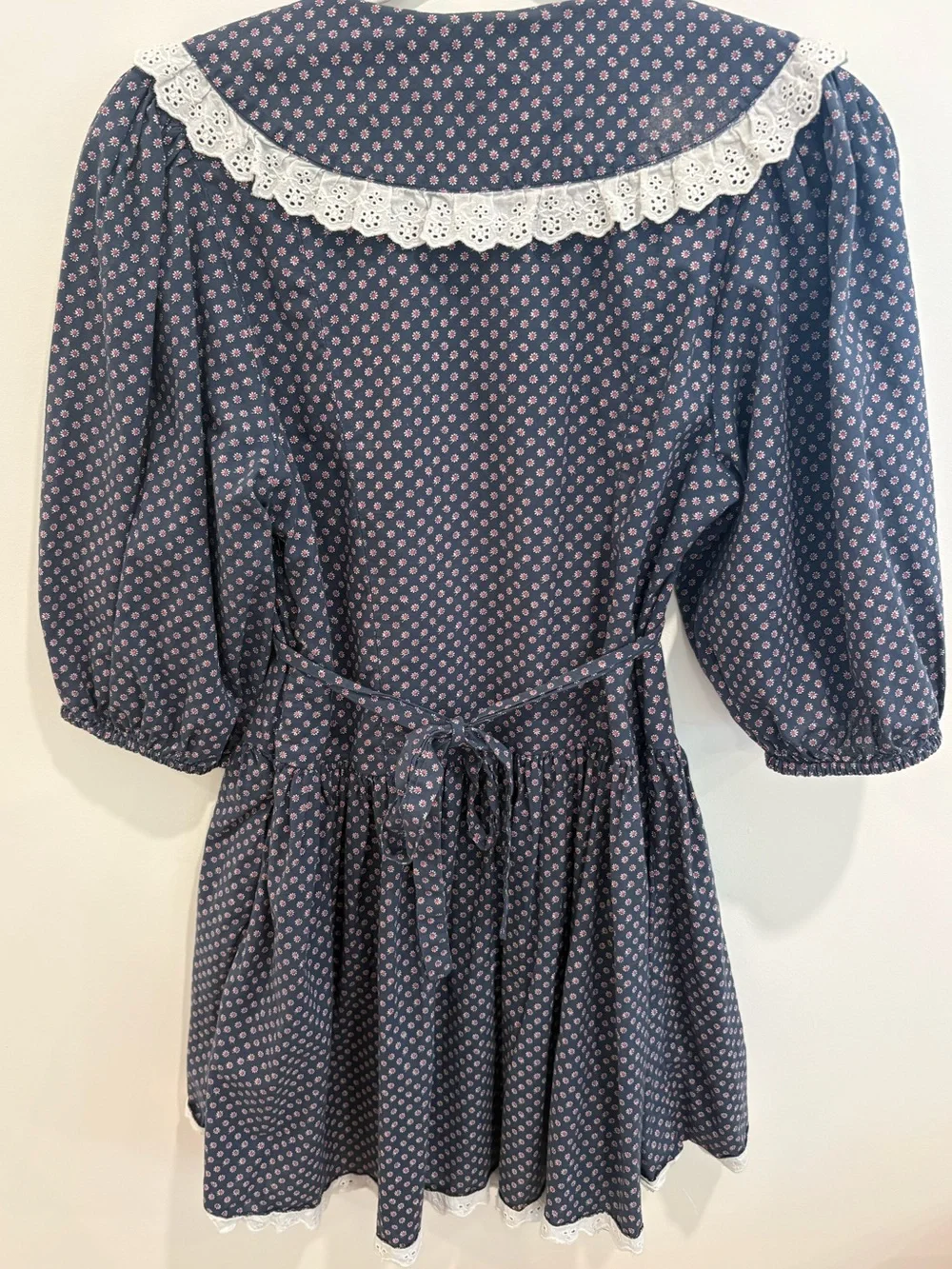 Free People Daisy Print Eyelet Collar Mini Dress | Size 8 - Picture 3 of 7